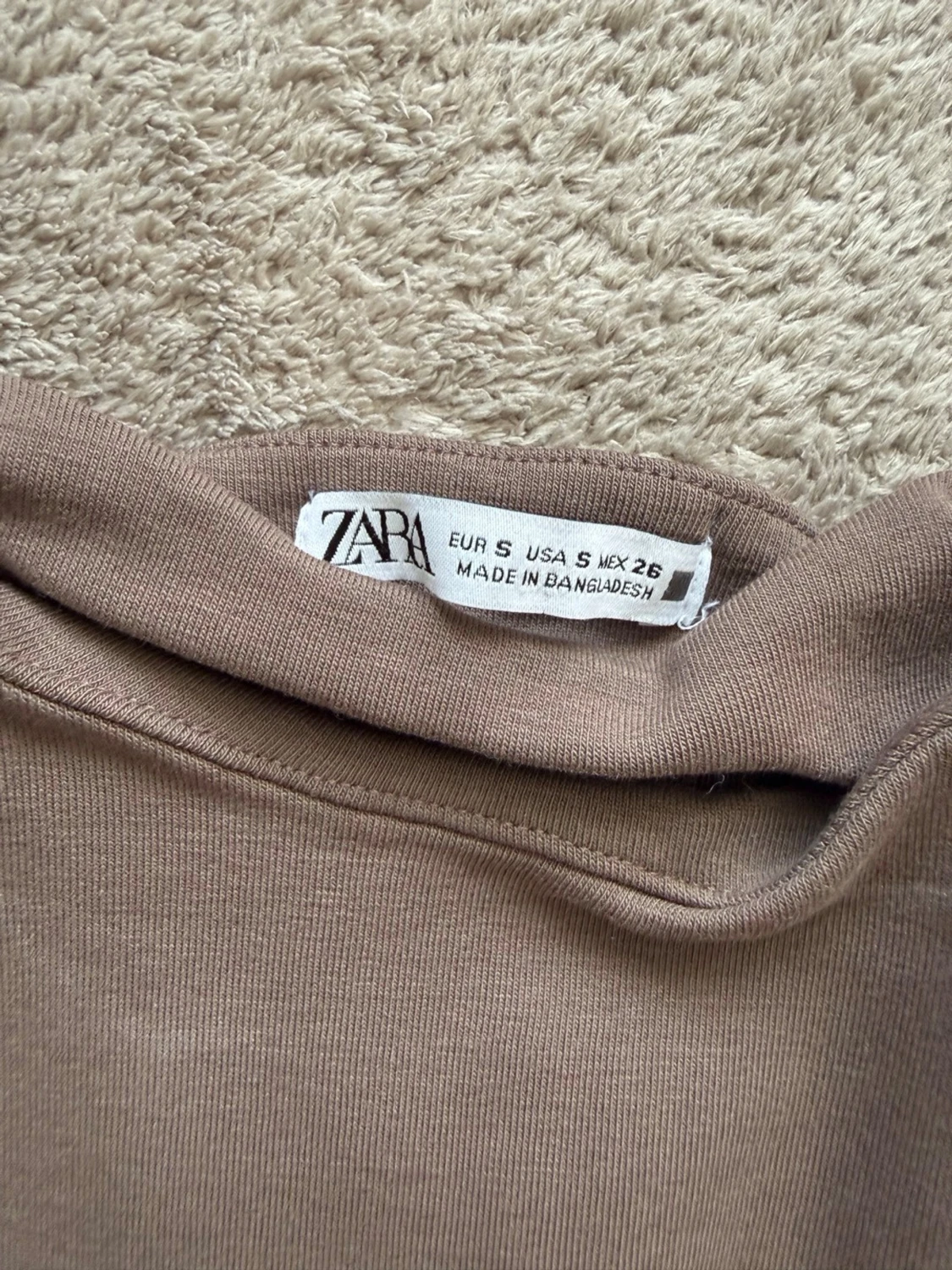 Brun midiklänning från Zara - 1