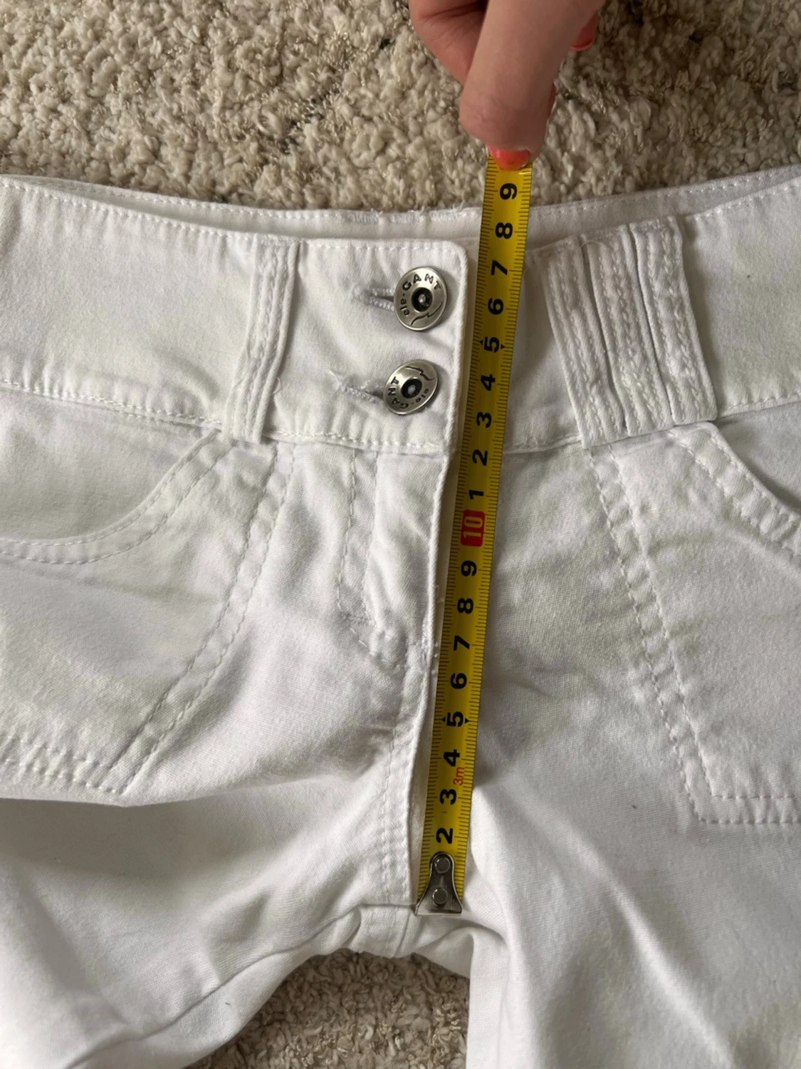 Vita lågmidjade utsvängda jeans - 3