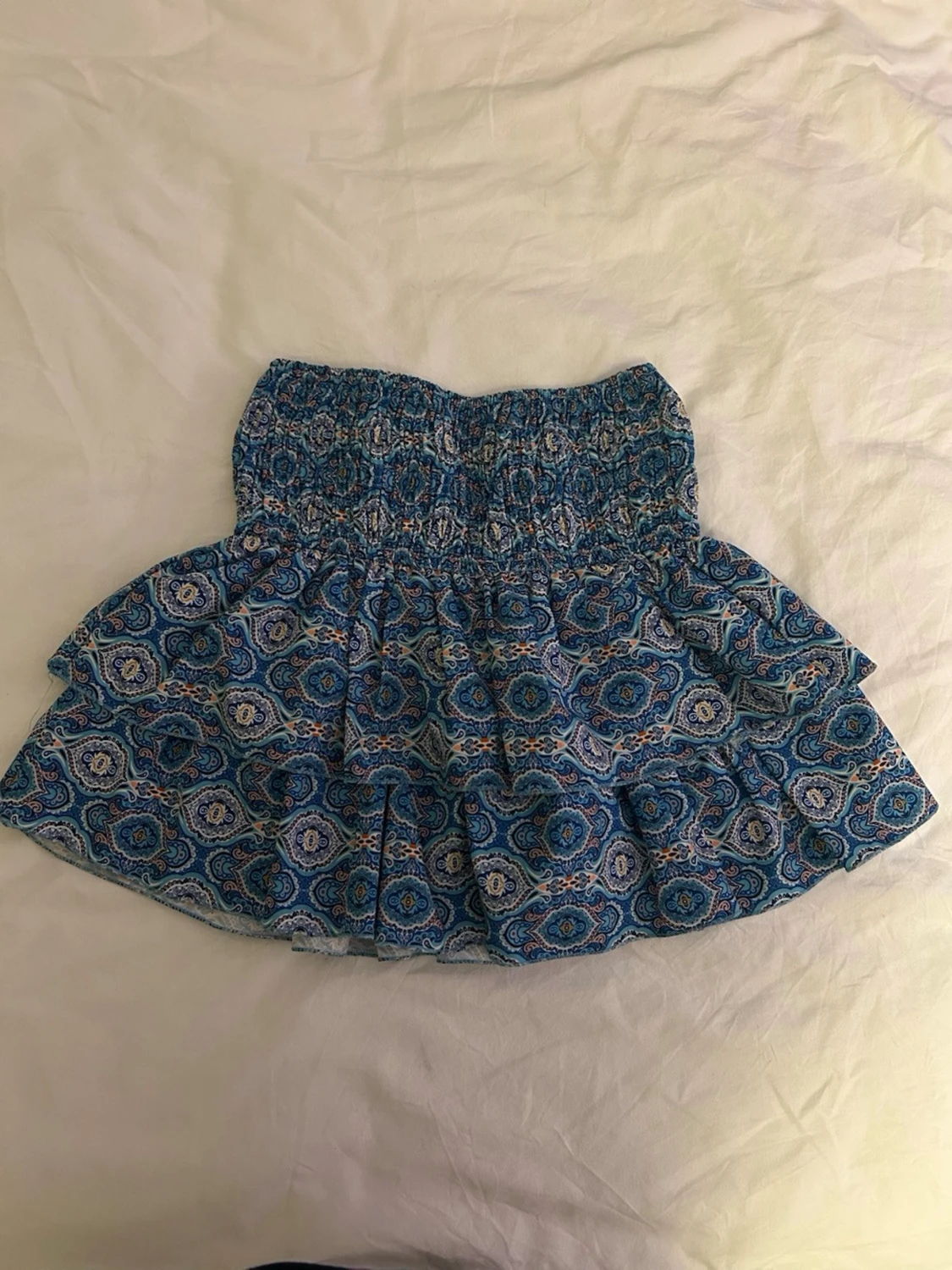 Blå mönstrad volangkjol - 1