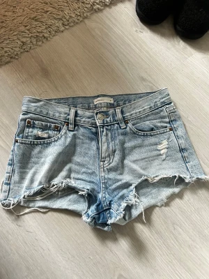 Lågmidjade jeansshorts - Jättesnygga lågmidjade jeansshorts 💕