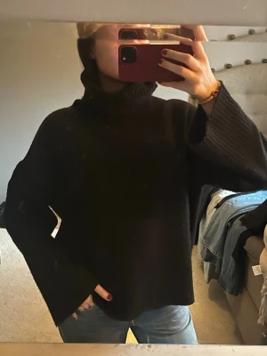 Polotröja - Nästan helt ny polo från Gina så skön o fin passform