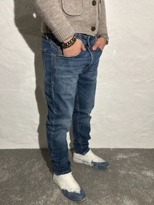 Replay jeans  - Ett par snygga jeans från Replay i storlek W31 L30 i modellen Johnfrus