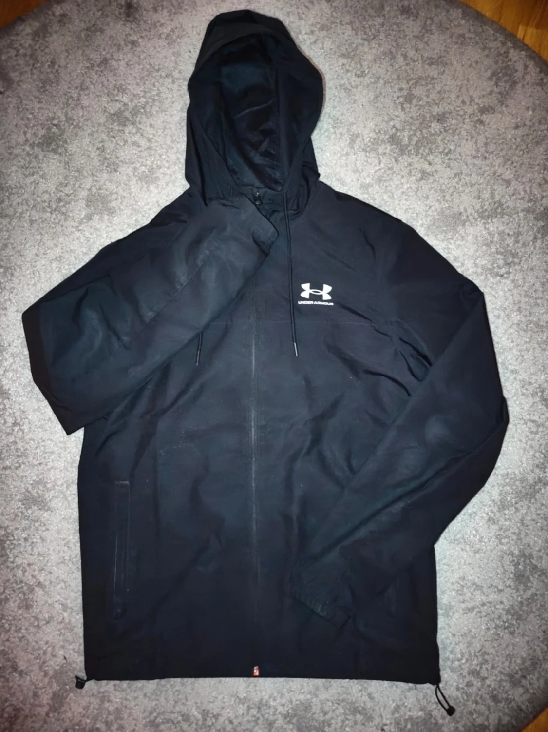 Svart vindjacka från Under Armour - 1
