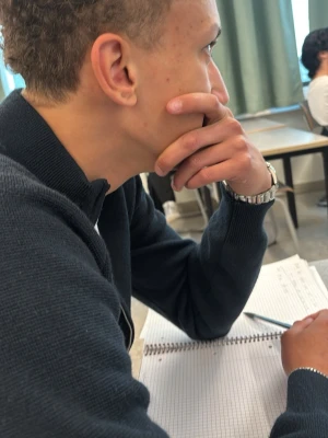 Teodor domeij  - Härlig kille till salu, söker en kärleksfull familj 