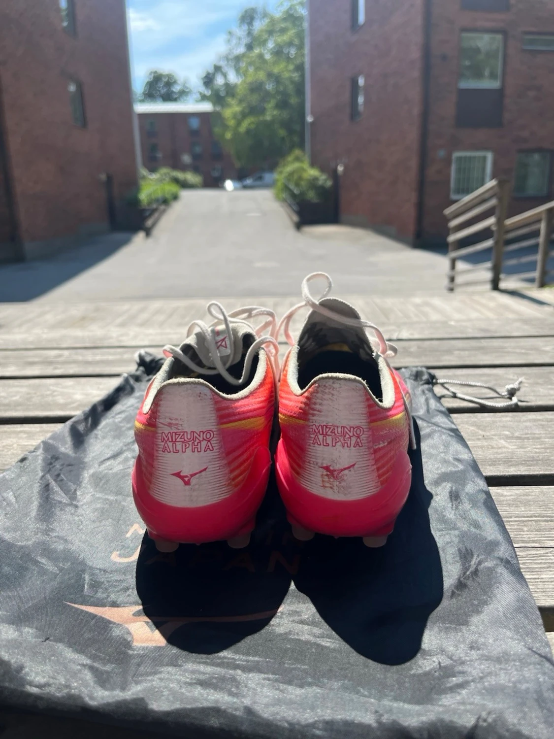 Mizuno vita och rosa fotbollsskor - 2