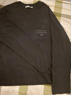 Acne Studios longsleeve/S - Den passade inte mig