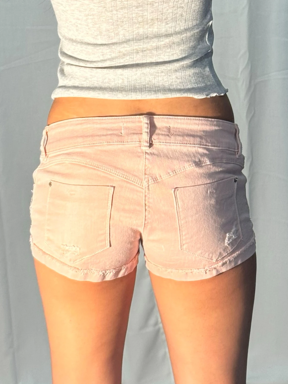 Ljusrosa jeansshorts  - 1