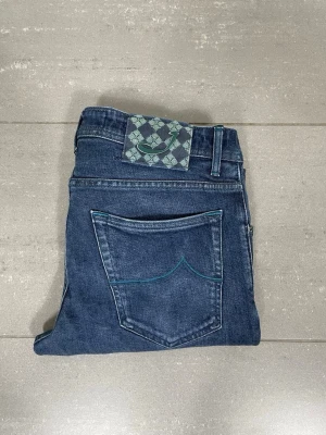 Jacob Cohën Jeans  - Säljer nu dessa Jacob Cohën Jeans i moddel Style 622, mått ca 41 o 104 cm. skriv för fler bilder/frågor🙌🏼