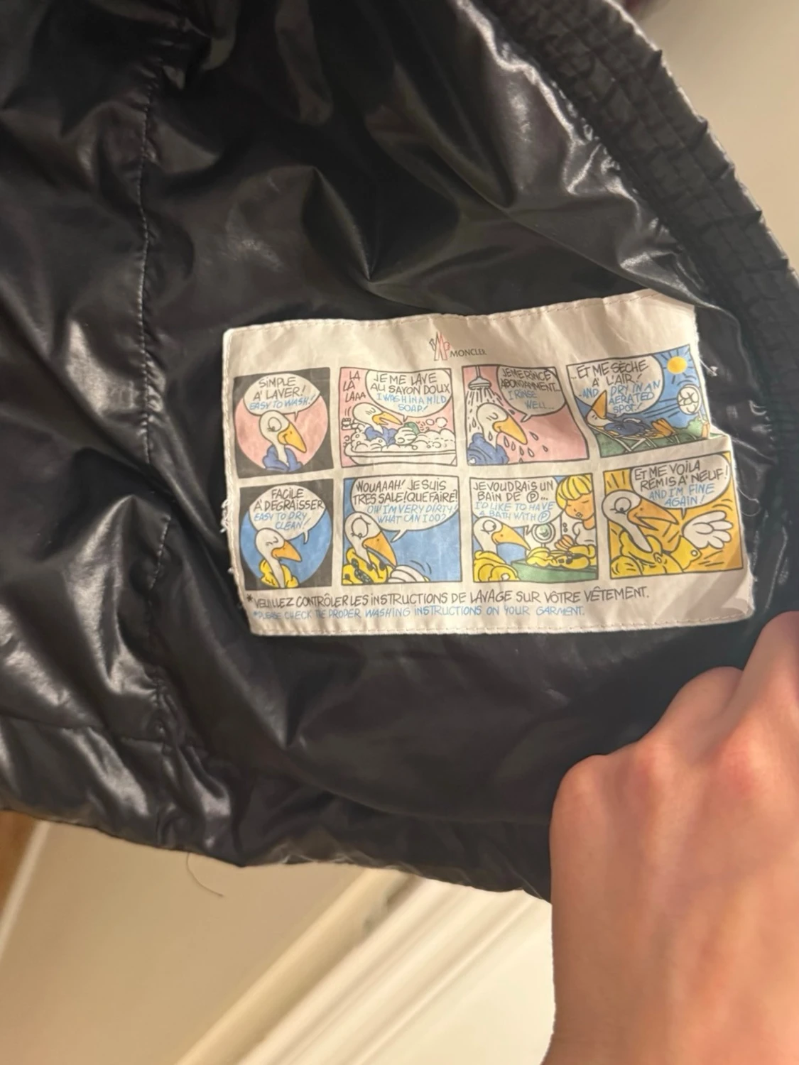 Svart dunjacka från Moncler - 3