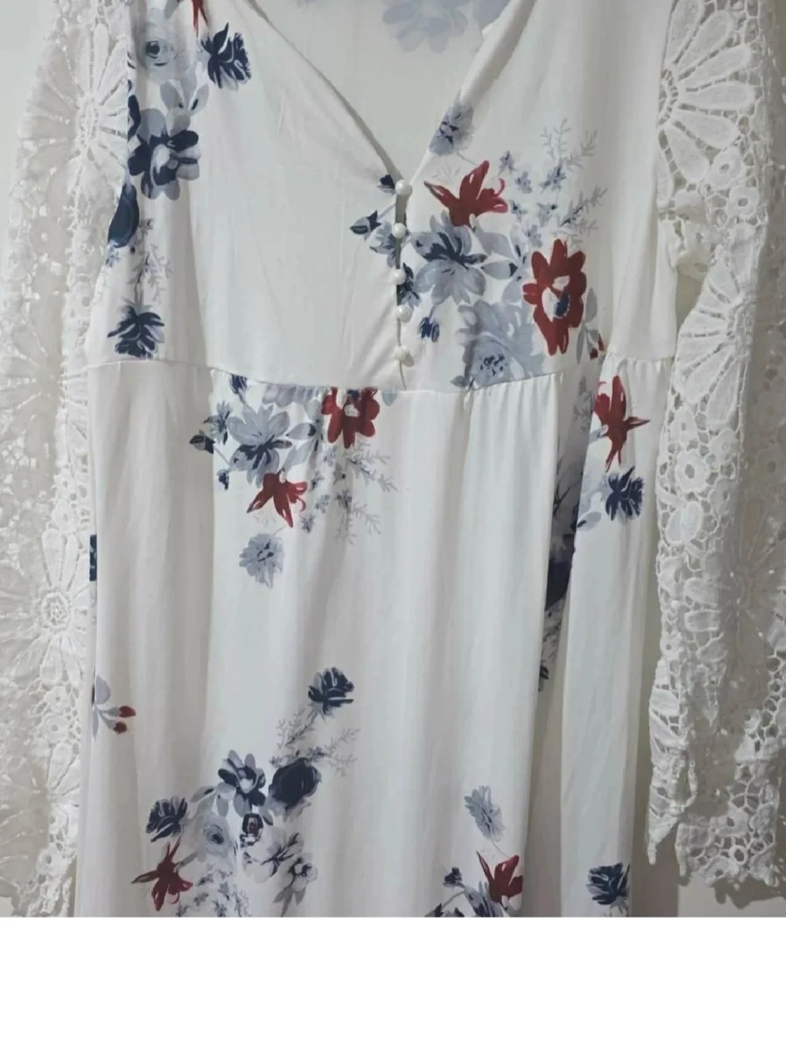 Vit blommig långklänning med spets - 2
