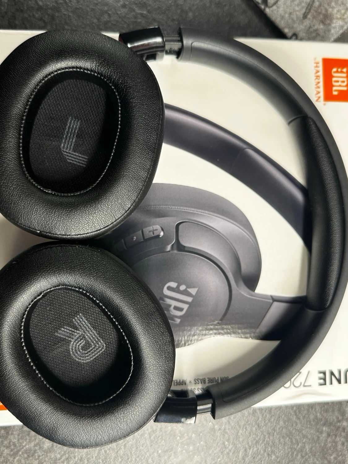 JBL tune 720 - 2