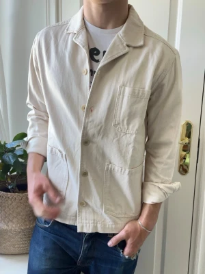 These glory days overshirt  - These glory days overshirt, Inga defekter! Modellen i bilderna är 180 cm 75 kg och bär Storlek M , Kom med frågor! 🌟 (Kan gå ned i pris vid köp av paket 😉) 