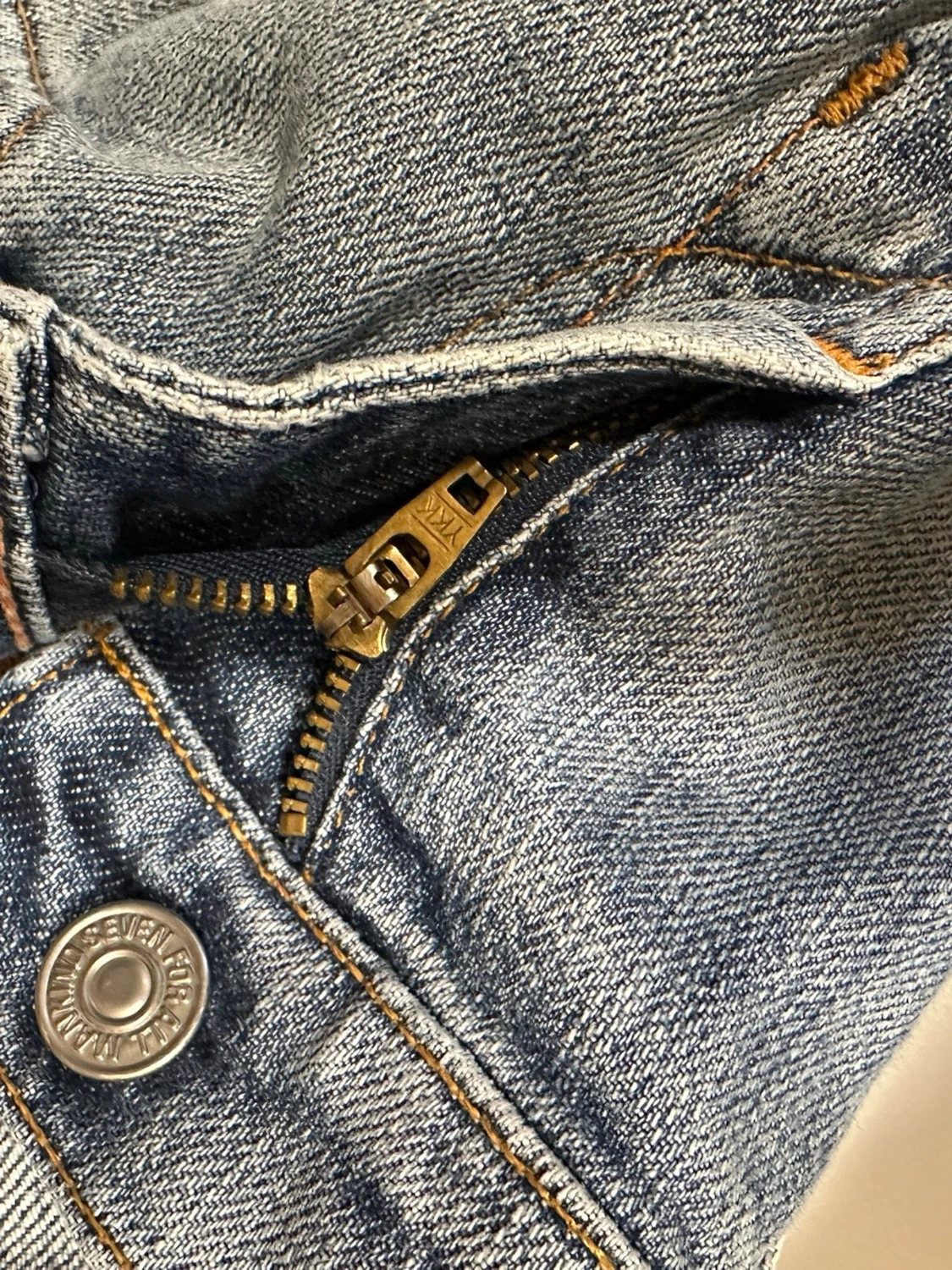 Blå bootcut jeans från 7 For All Mankind - 2