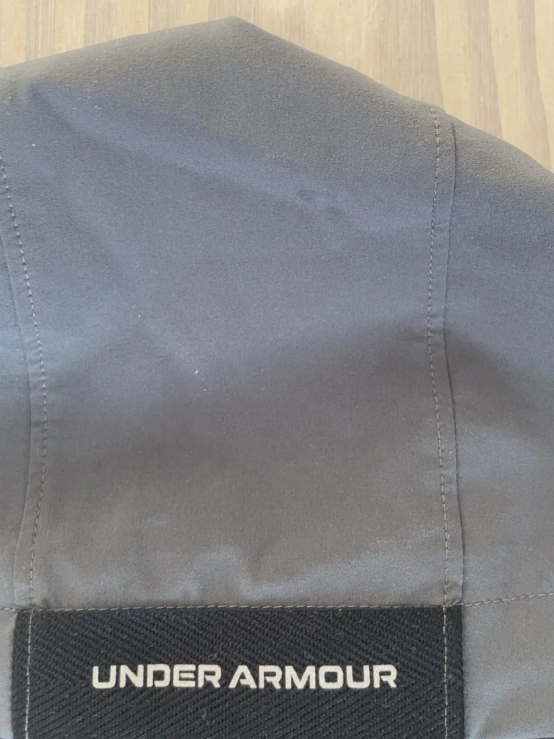 Svart och grå vindjacka Under Armour - 1