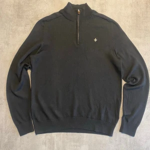 Grå merino ull Quaterzip från Morris  - Jag Säljer en fet tröja från Morris| skicket på tröjan är bra 8/10  | storlek L | ny pris 2000: mitt pris är 499 | skriv vid frågor och funderingar  