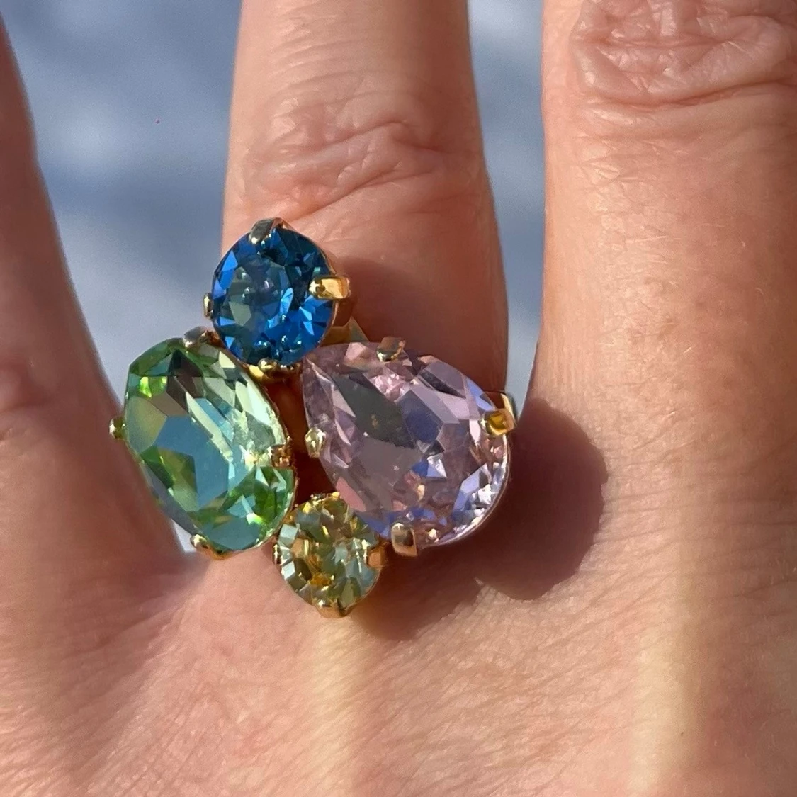 Mixed sized ring Rainbow guldpläterad kristall - 1