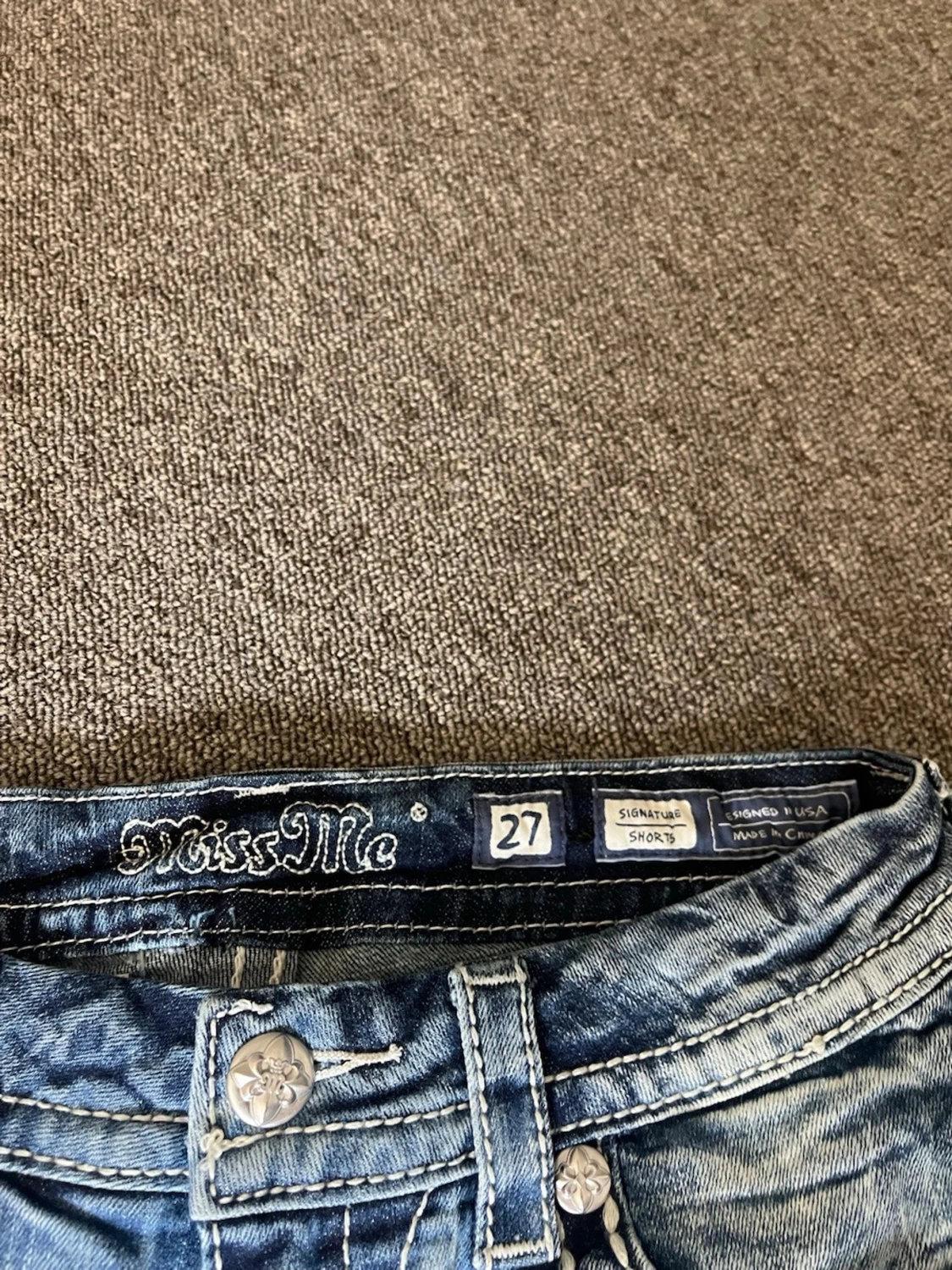 Blå jeansshorts från Miss Me - 1