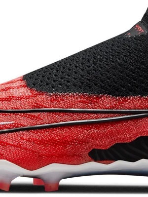 Nike phantom gx Elite  - HELT NYA MED PRISLAPP! Säljer nu dessa phantom gx elite fg eftersom de aldrig har passat mig och kunde aldrig skicka tillbaka de. De är helt oanvända med box och prislapp kvar. Obs denna modell görs inte längre så går inte att hitta någonstans 