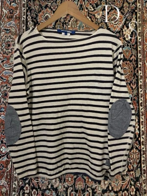 Junya Watanabe MAN FW13 Striped sweater w/ Elbow Patches CDG  - Crazy Junya Watanabe MAN striped sweater with Junyas signature patch details, it got small spots that I show in the picture, it can easily be washed of and doesn’t really stick out when using!  •Width:45cm •length:66cm 