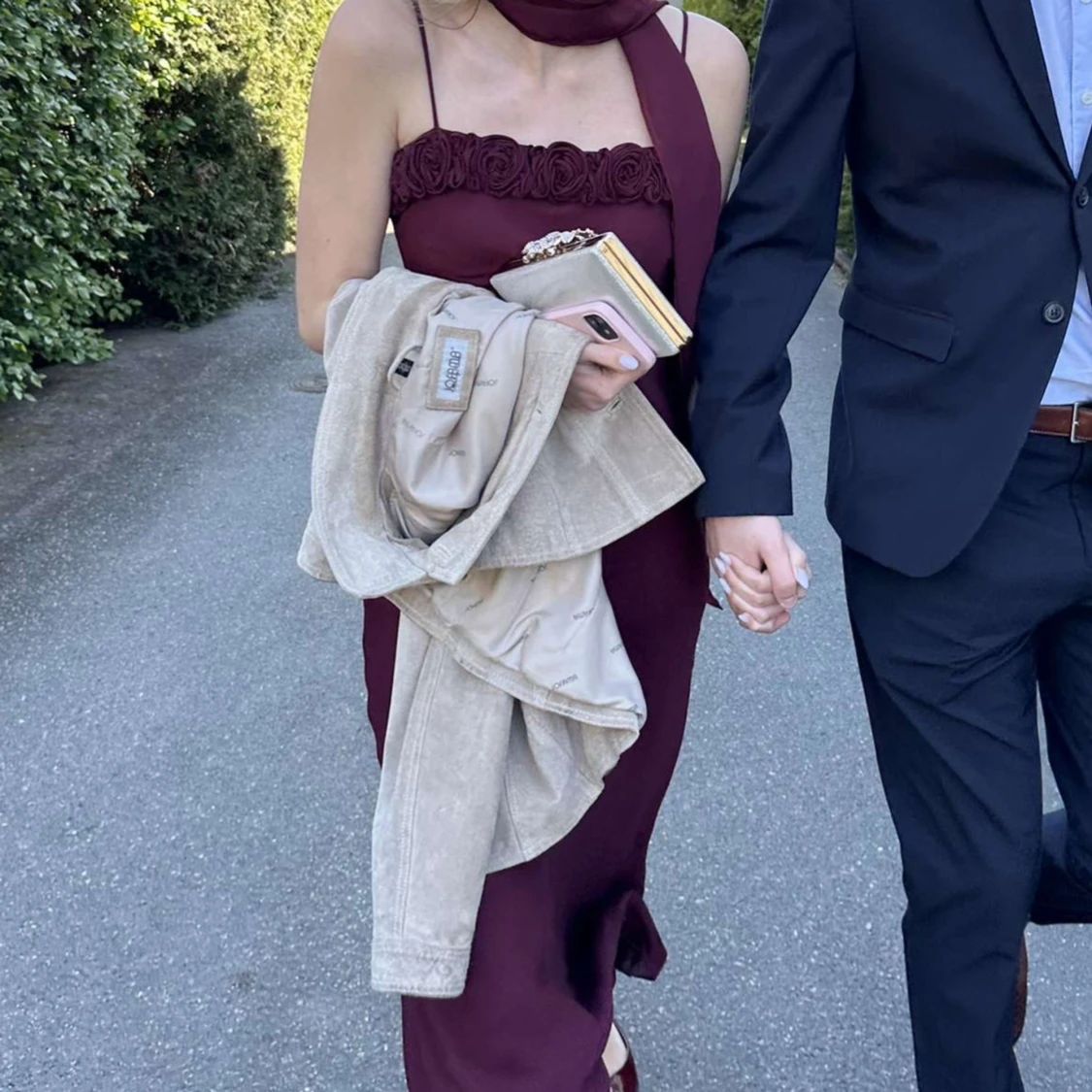 Vinröd långklänning/balklänning - 1