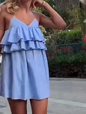 Ljusblå populär klänning från Zara  - Suuuper snygg klänning från Zara i storlek s men passar även m , aldrig använd därav i nyskick ☺️tryck gärna på köp nu 