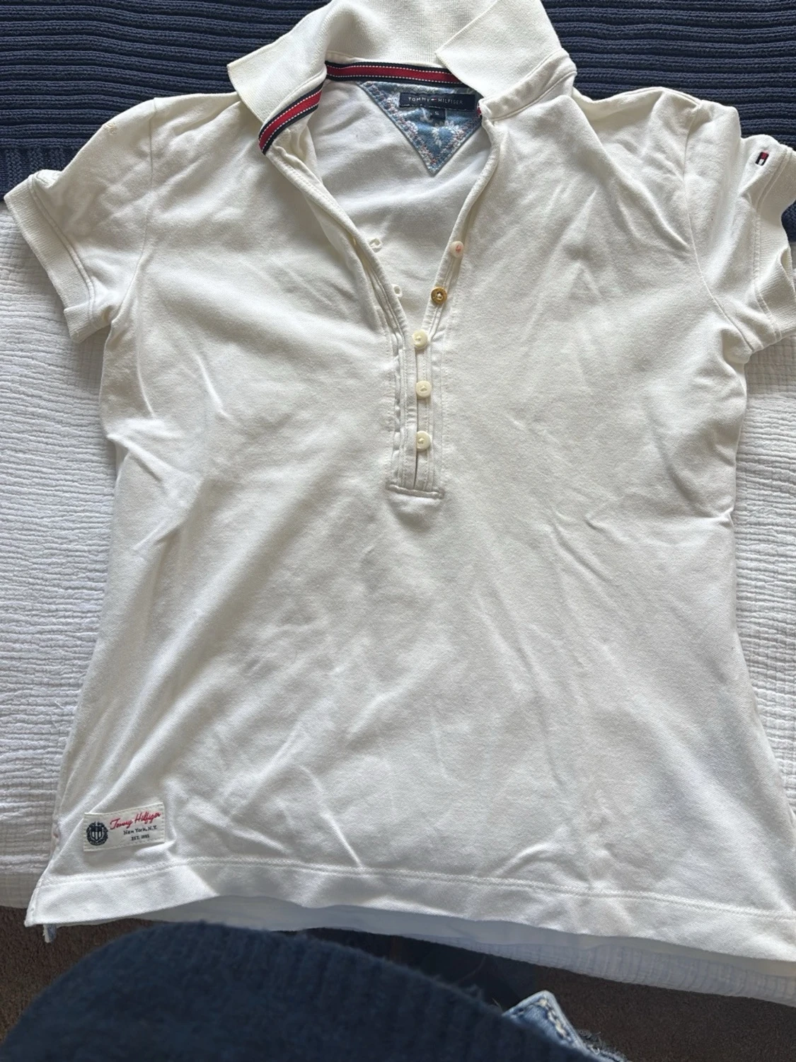 Vit polotopp från Tommy Hilfiger