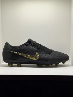 Nike phantom Venom Elite  - Nike phantom Venom Elite AG “Black Lux” 🎩  Size- 9 US/ 42.5 EU 🇪🇺   Condition- 8.5/10