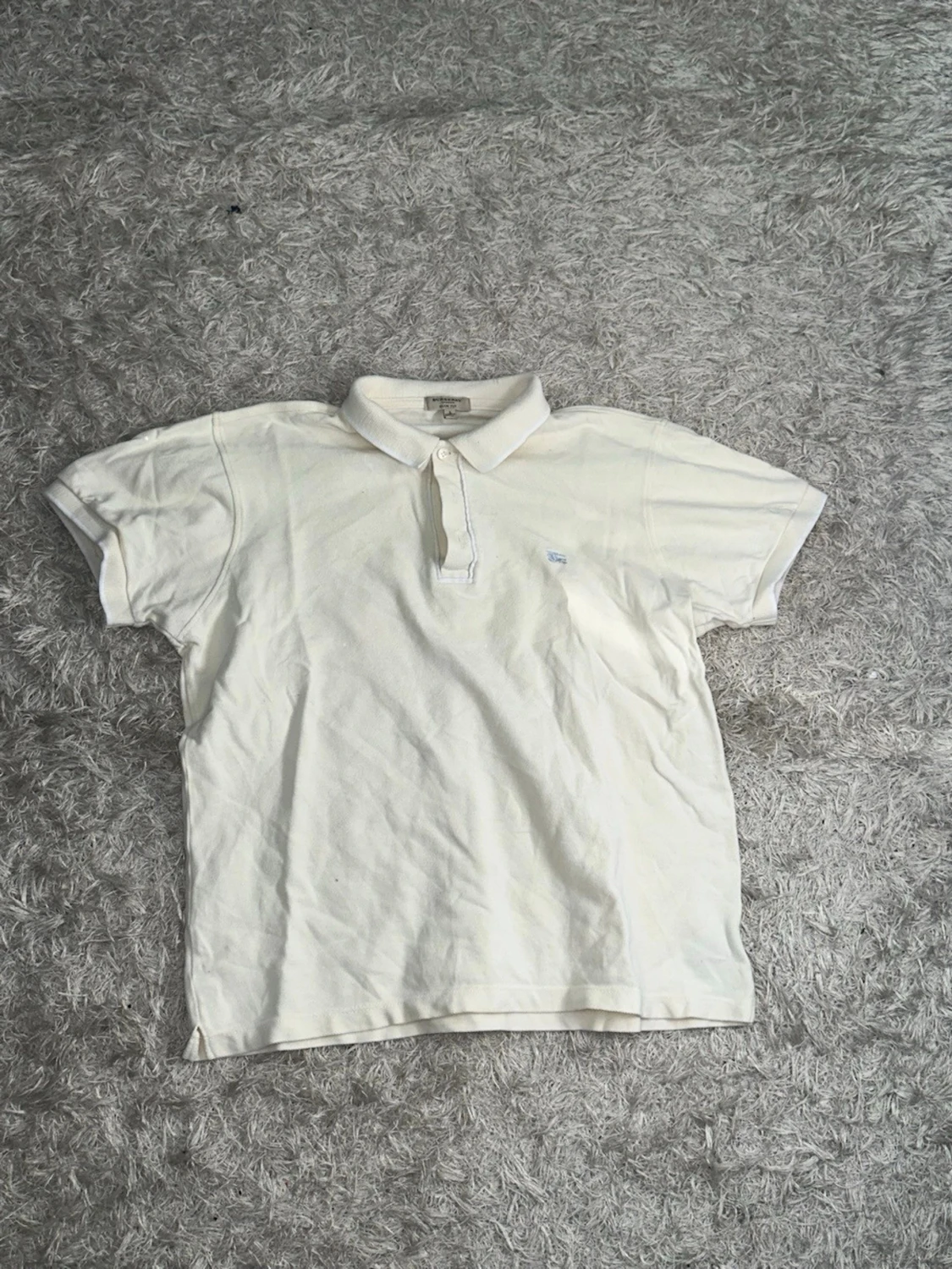 Vit kortärmad pikétröja från burberry