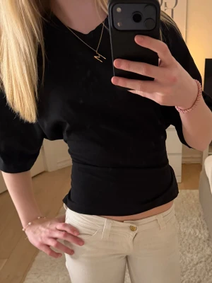 Jättefin topp från Nelly😍 - Jättefin topp från Nelly😍 används ett fåtal gånger!💖