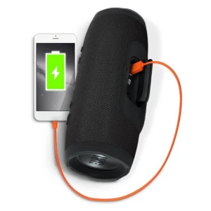JBL bärbar Charge. Svart/grå.  - Kraftfull bärbar JBL Charge modell billig vid snabbt köp tar emot bud . Färgen är i svart och har ett kvalité på ljudet med bra tyck I bas på ljude tror strl, är använd flitigt, det är inte  något försämring av ljud eller batteriet. Finns USB-port för laddning av mobilen. Perfekt för att ta med sig överallt, Batteri håller 18-20 tim kan kommer inklusive kabel. 