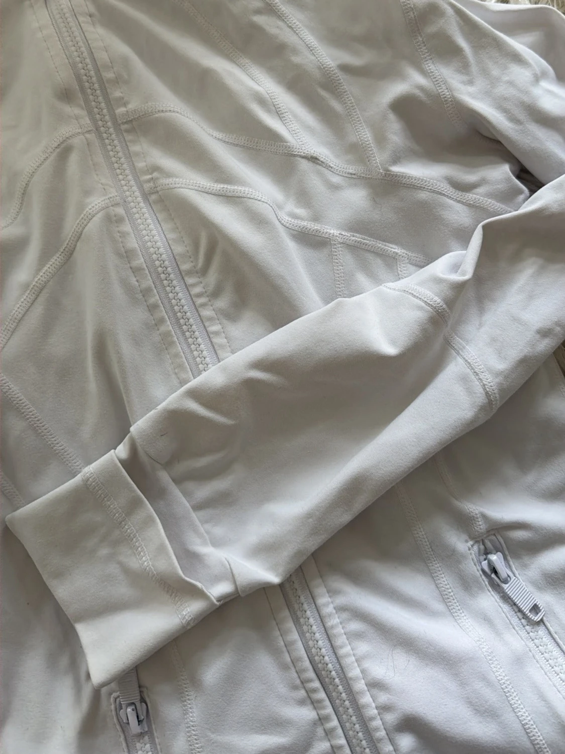 define jacket ”lululemon” - 3