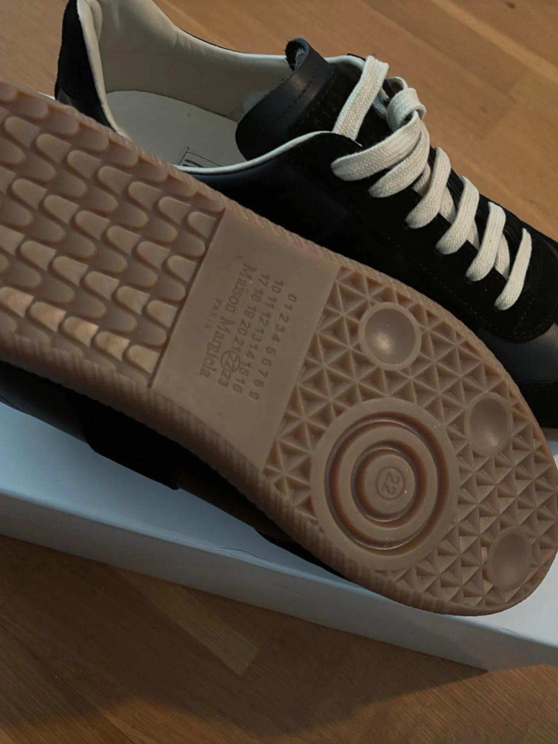 Maison Margiela Gats Black - 3