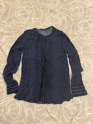 Massimo Dutti shirt - blouse - Size 34, i can measure