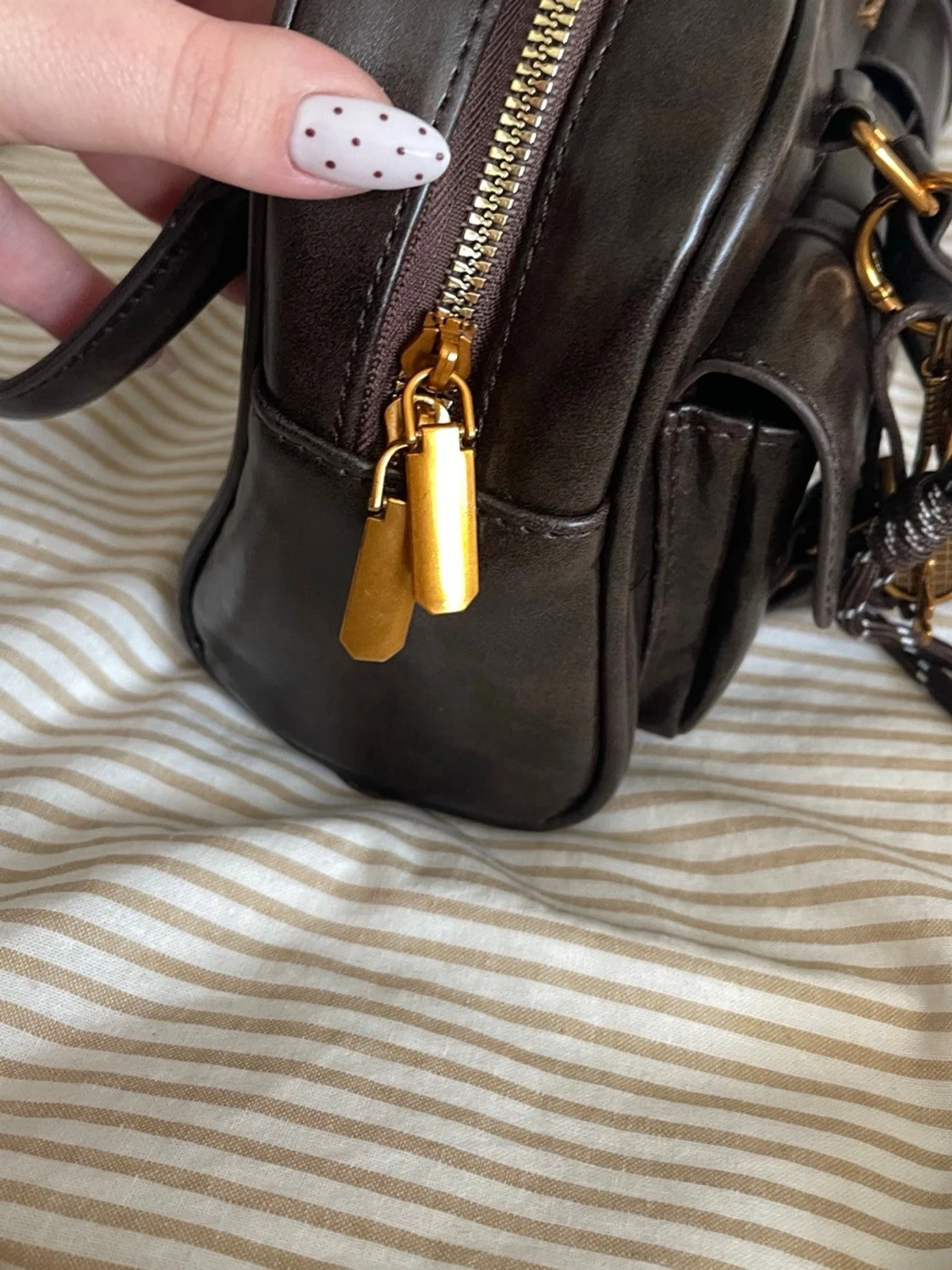 Mörkbrun väska  - 5