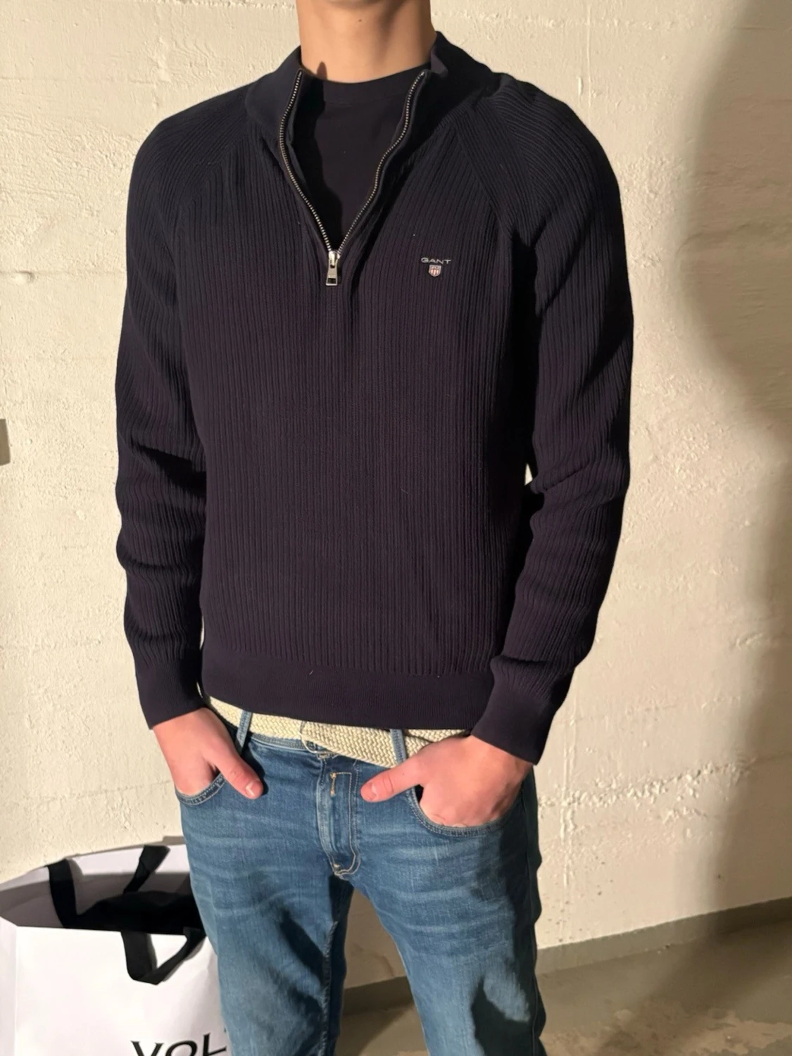 Mörkblå stickad tröja från Gant