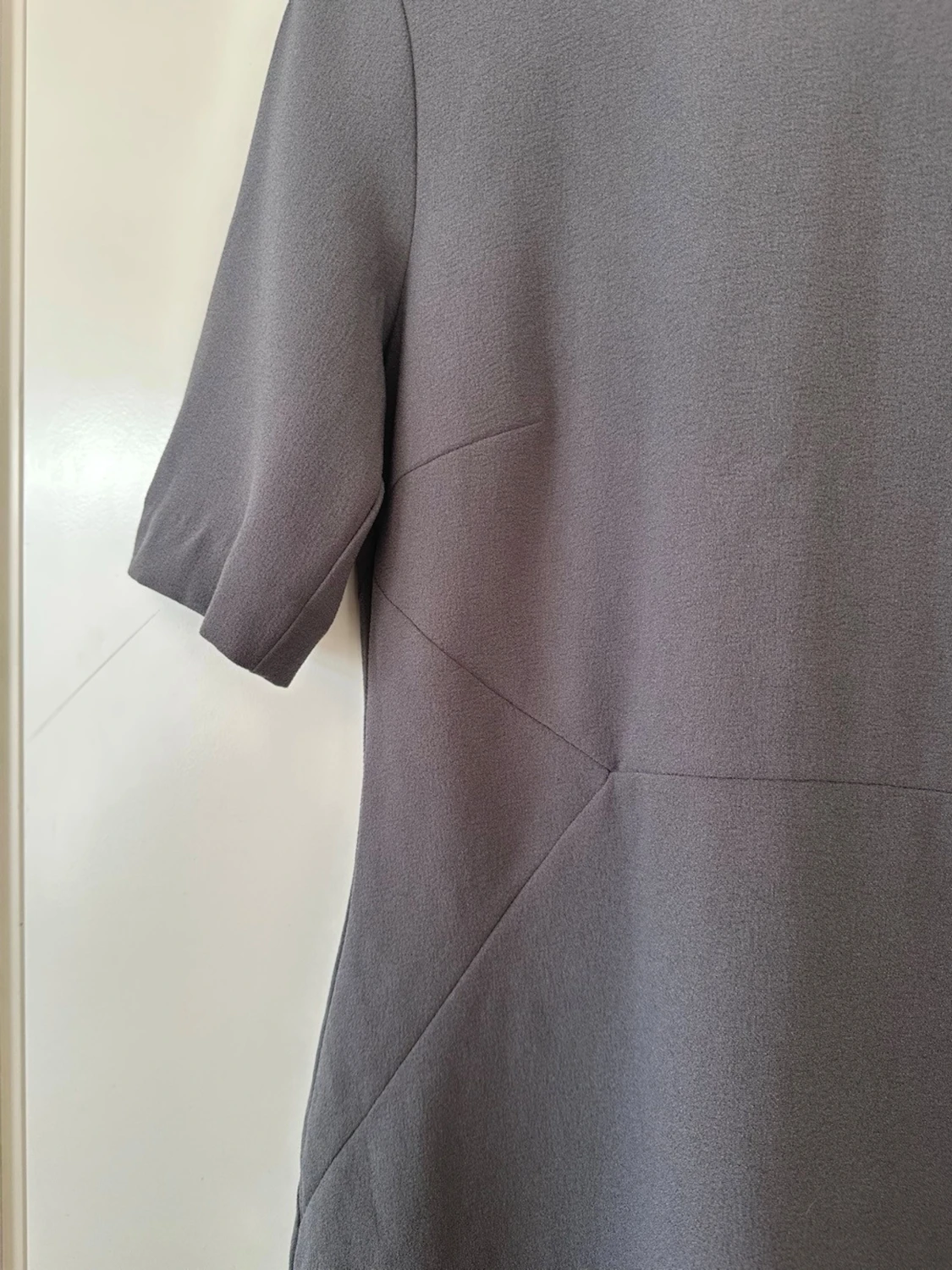 Grå H&M klänning, storlek 40 - 2