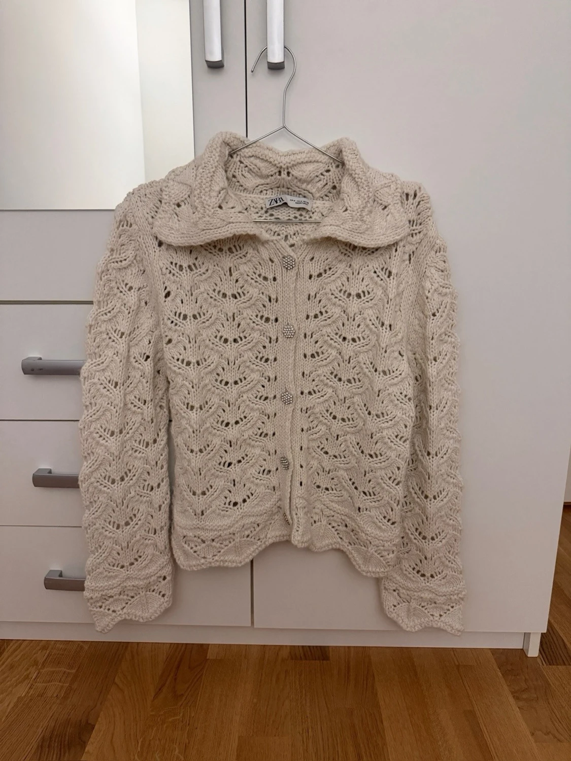 Vit stickad kofta från Zara - 3
