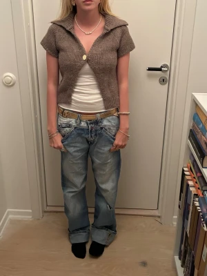 Stickad topp - Jättefin stickad topp från Zara! Om du har några frågor är de bara att skriva💓