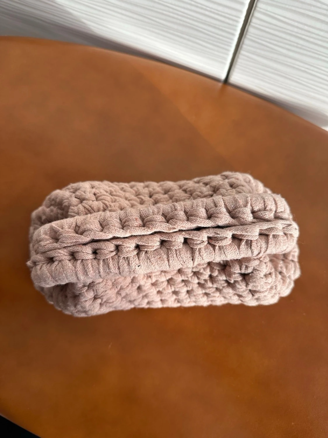 Handvirkad clutchbag - 1