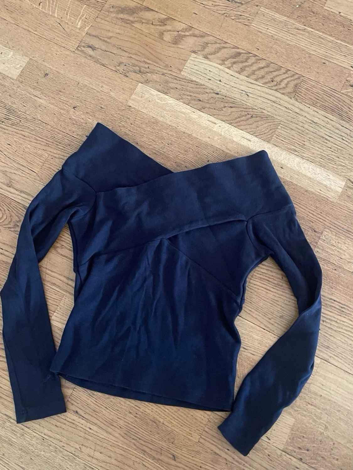Svart offshoulder topp - 1