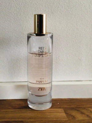Zara Red Temptation Eau de Parfum - Zara Red Temptation Eau de Parfum ✨️Se bild hur mycket använt 