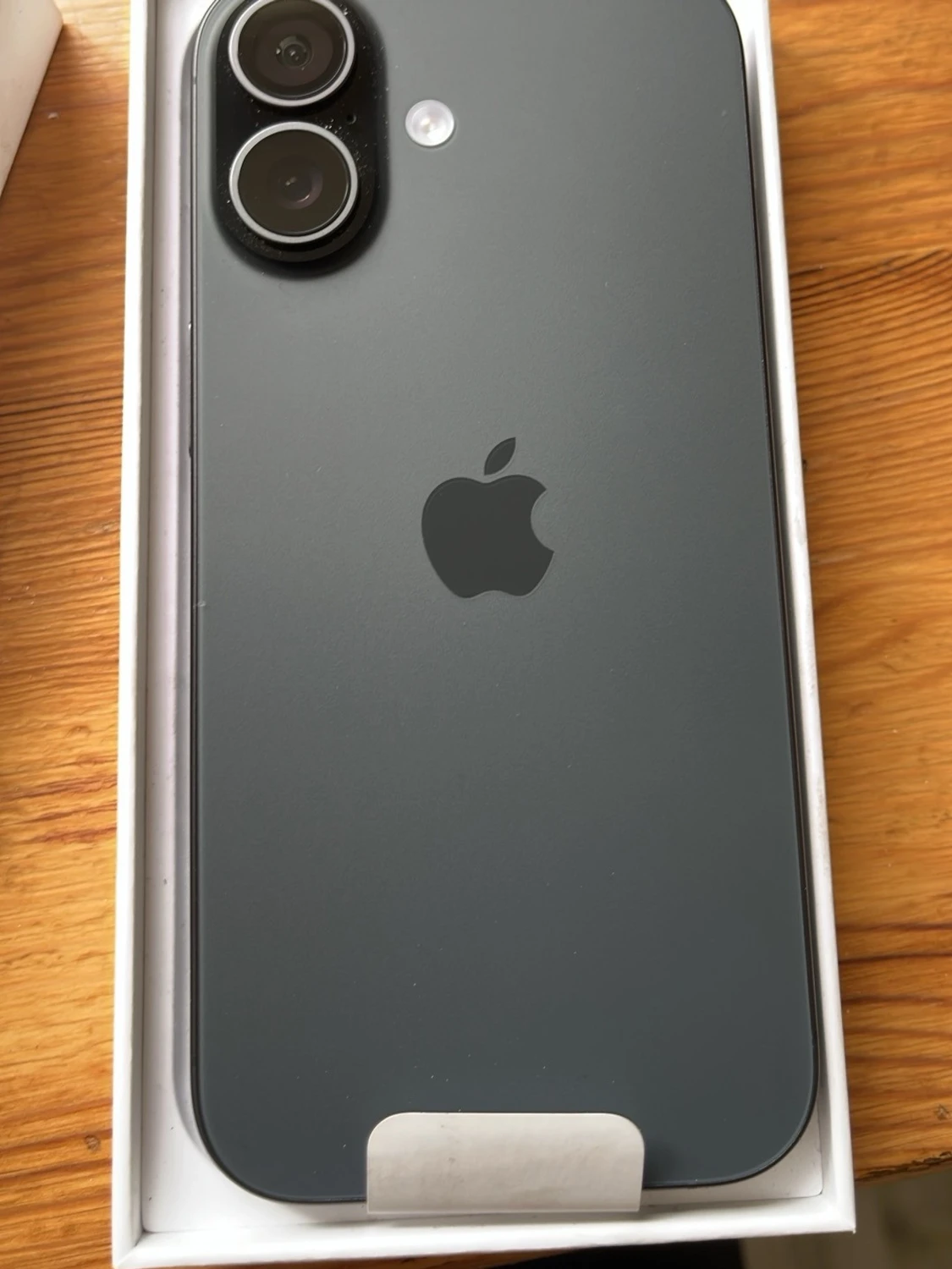 iPhone 17  - 4