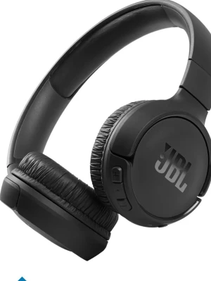 Jbl 570bt använda läs beskrivning  - Säljer mina Jbl 570bt för 280kr de är jättehög ljuda med jättebra kvalitet jag använder de för gymmen och för samtal mest för de har har ANC och massa annat så gör rösten verkligen tydlig för 2 timmar laddning tid och kan användas till 40 timmar de är inte sönder eller fel bara lite hos r lite av men syns inte och gör typ inget skillnad för ljudet