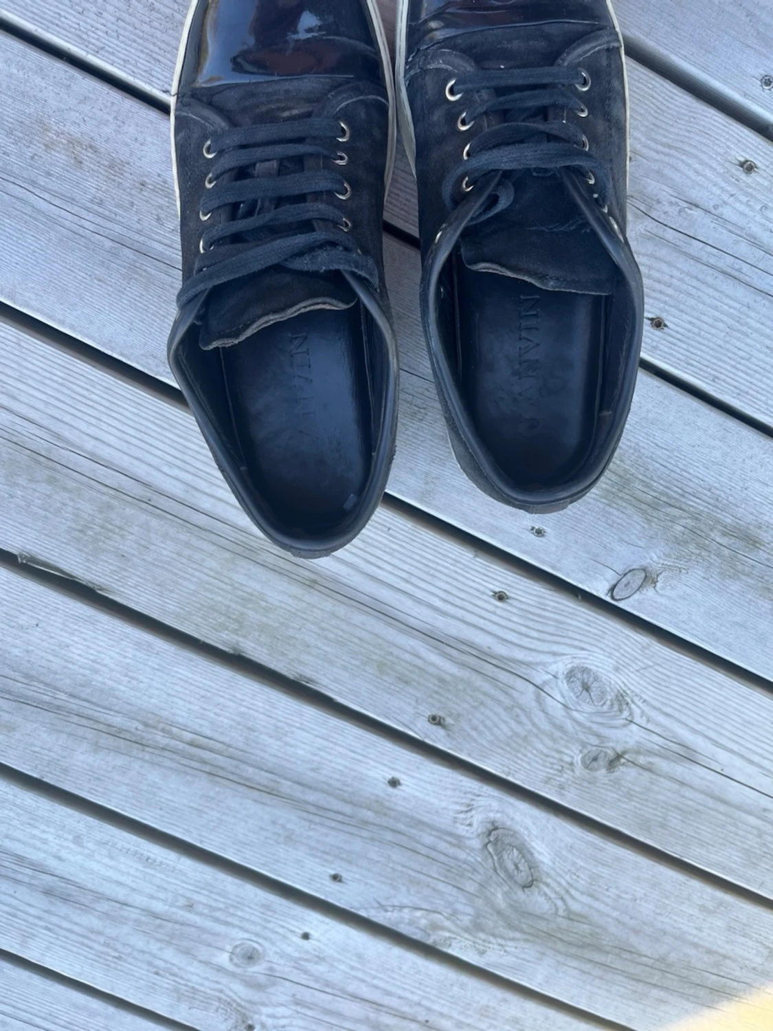 Svarar sneakers med vit sulaoch en fin lanvin  - 3
