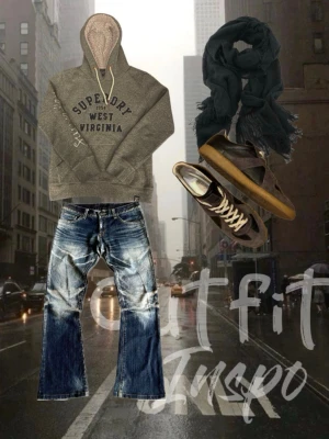 Grå Superdryhoodie | vintage & y2k | - SuperDry Vintage Hoodie – Sällsynt! 👕✨ Säljer en exklusiv SuperDry-tröja i sällsynt vintage-stil. Storlek: XS 