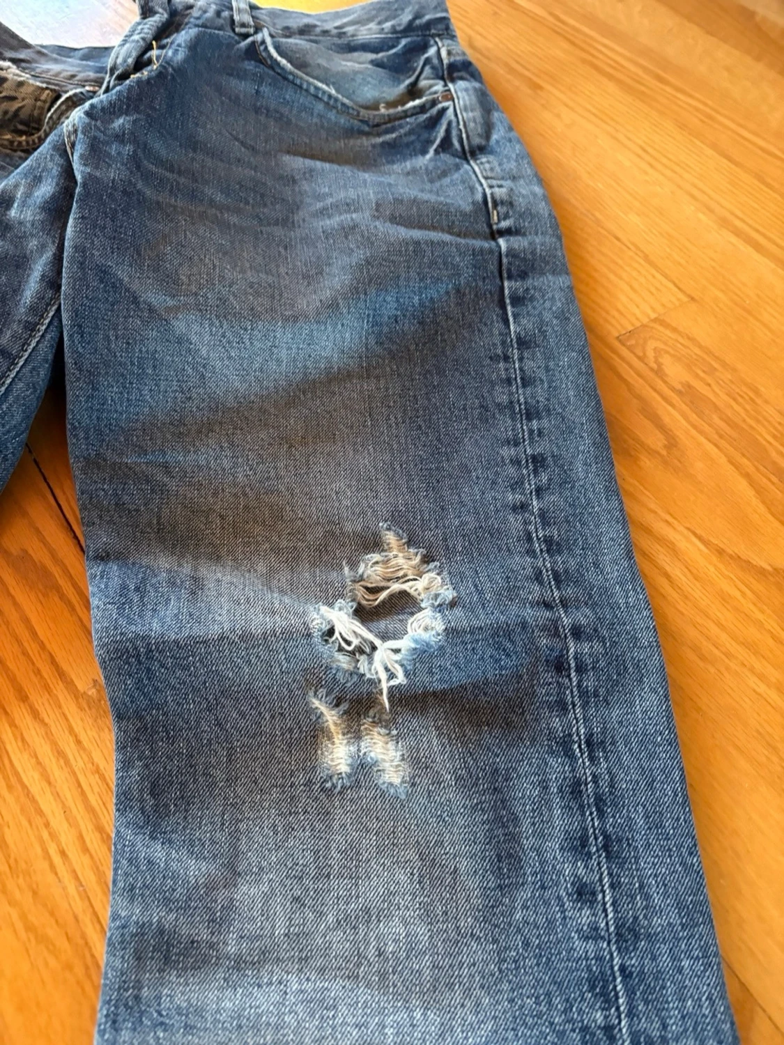 Blå slitna jeans från Morris stl32/33 - 3