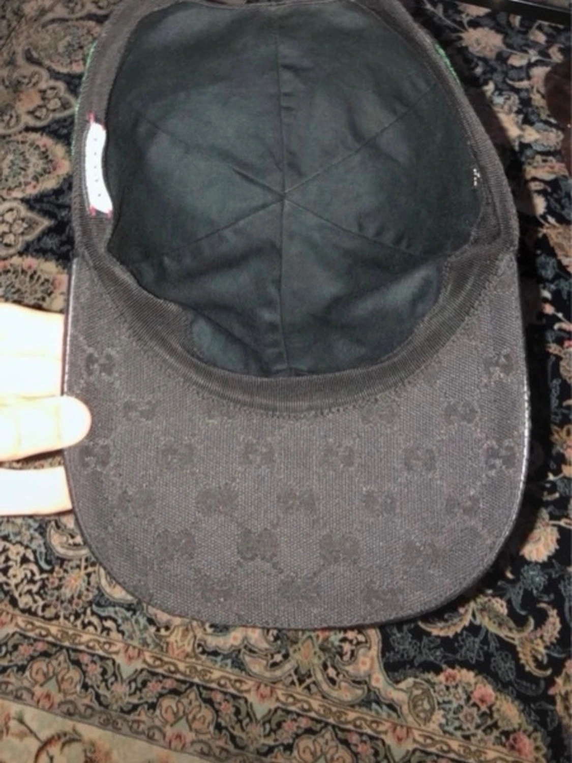 Svart keps från Gucci med monogram - 1