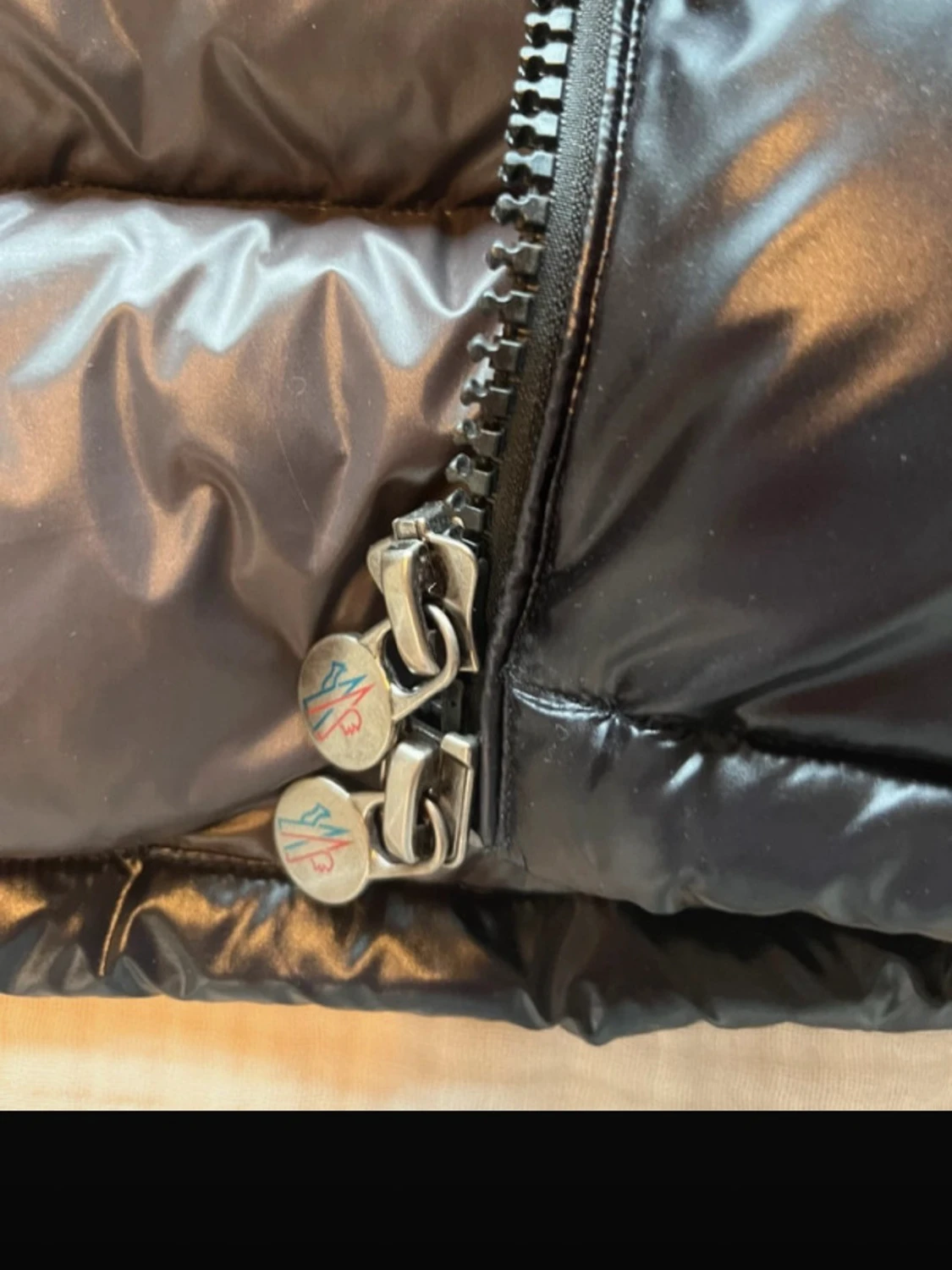 Svart dunjacka från Moncler - 3