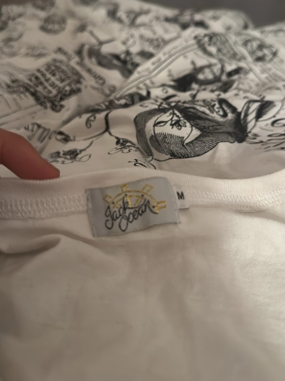 Vit linnetopp från Jack Ocean