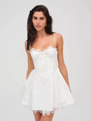 studentklänning  - Oanvänd 💕från for love and lemons, orginalpris 2700kr 